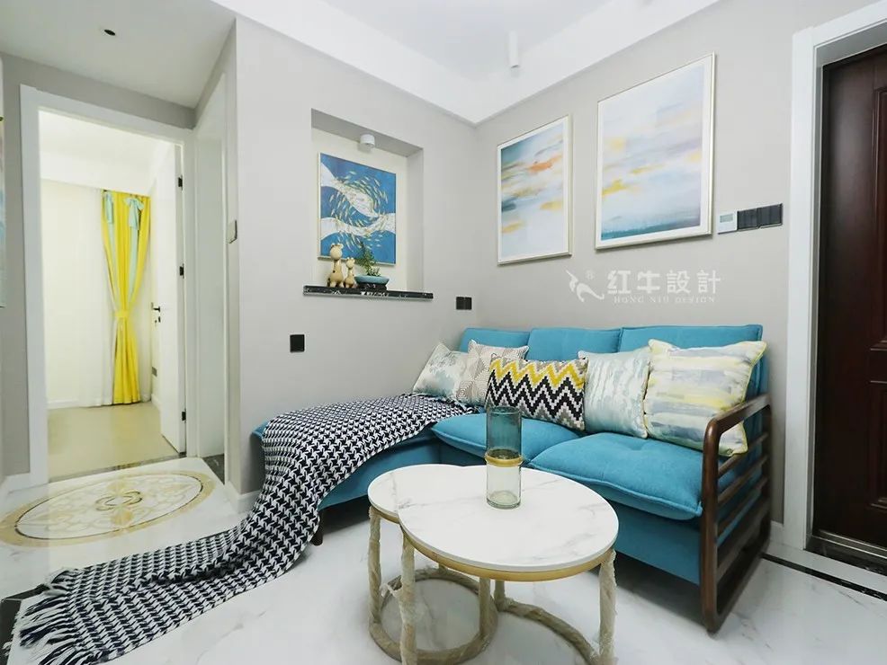 贾庭_景明佳苑75㎡现代简约--看小户型如何挤出3间卧室04客厅